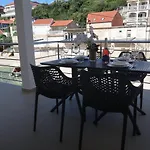 Captains Cara